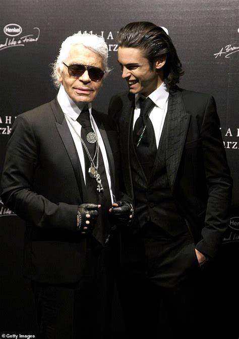 karl lagerfeld and chanel|what happened to karl lagerfeld.